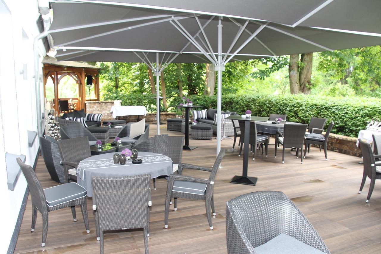 Hotel Felsenkeller Coppenbruegge Esterno foto